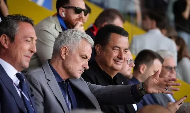 Metin Öztürk'den, Ilıcalı ve Mourinho'ya: Tiyatro yapıyorlar