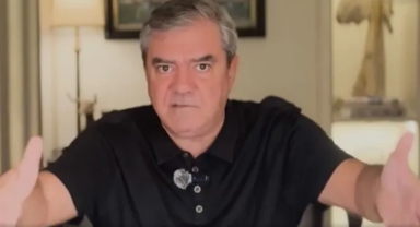 Yılmaz Özdil'den Özgür Özel'e sert sözler: Papa'nın müslüman olma ihtimali daha yüksek..