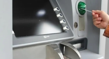 ATM'den para çekmek isteyenler eli boş dönüyor