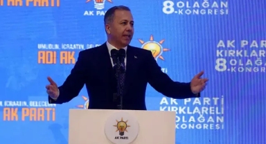 Bakan Yerlikaya'dan Suriye mesajı: Kardeşlerimiz artık özgürlüğüne kavuştu