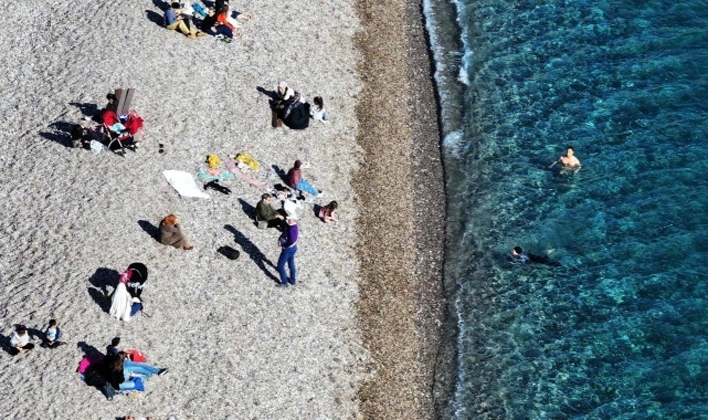Bodrum ve Marmaris sahillerinde yeni yılın ilk günü yoğunluk yaşandı