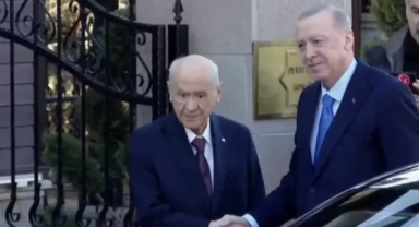 Cumhurbaşkanı Erdoğan, MHP Lideri Bahçeli'yi konutunda ziyaret etti