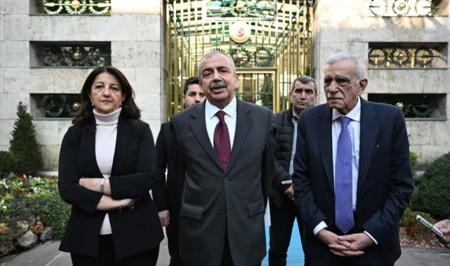 DEM Parti İmralı Heyeti siyasi parti turu bitti