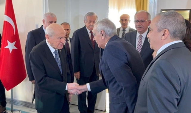 Ensarioğlu'ndan 'süreç' açıklaması: 'Nevruz'da silahlar bırakılır, Demirtaş çıkar, kayyum da kalmaz'