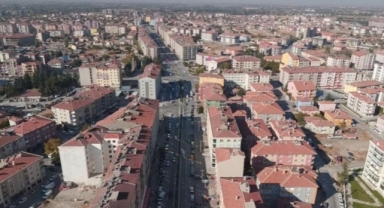 Özgür Özel söz verdi: 'O ilçe ilk seçimden sonra il yapılacak, plakası da 82 olacak'