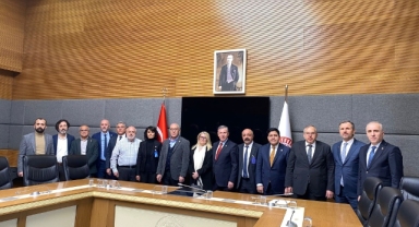 TBMM’de Alevi-Bektaşi STK Temsilcileri ile Önemli Bir Görüşme Gerçekleştirildi