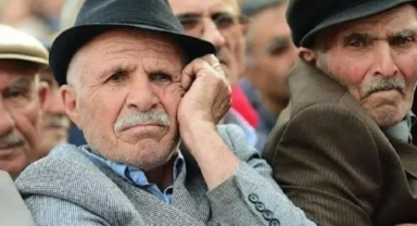 AK Parti'den emeklilere bayram ikramiyesiyle ilgili kötü haber: Abdullah Güler açıkladı