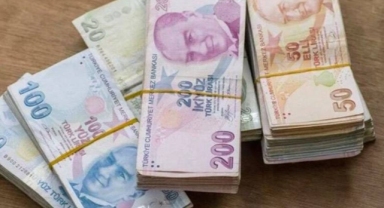 Emeklilerin zam farkı bugün hesaplara yatıyor