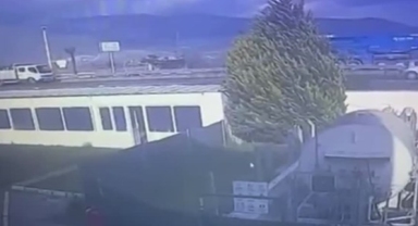 Zincirleme trafik kazasında 1 kişi öldü, 1 kişi yaralandı