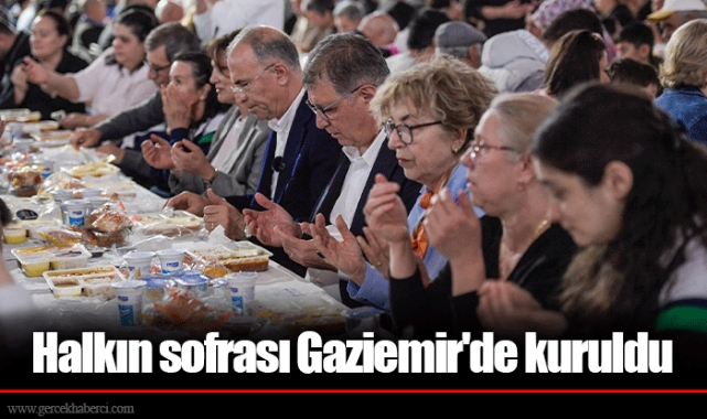Halkın sofrası Gaziemir'de kuruldu