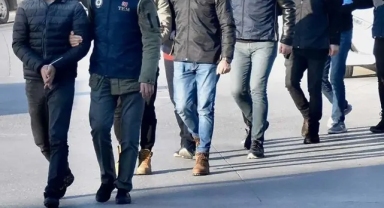 İstanbul'da yedi gazeteci tutuklandı
