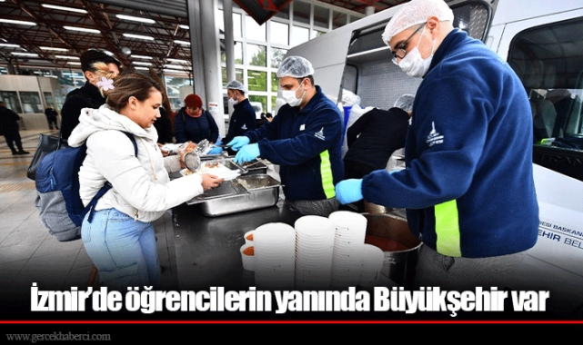 İzmir’de öğrencilerin yanında Büyükşehir var