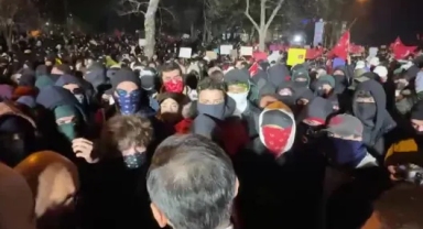 Protestocu bir öğrenci, firkateyn üreten bir firma CEO'sunun oğlu çıktı
