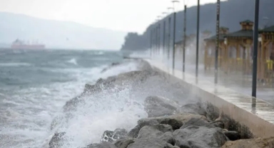 Ege'nin fırtına alarmı: Meteoroloji uyardı