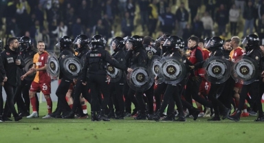 Fenerbahçe- Galatasaray derbisinde 43 gözaltı!