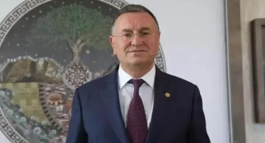 Lütfü Savaş olağanüstü kurultayın iptali için de başvurdu