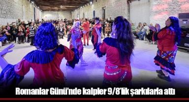 Romanlar Günü’nde kalpler 9/8’lik şarkılarla attı