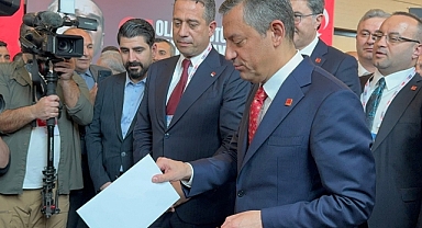 Son Dakika.. Özgür Özel yeniden genel başkan seçildi!