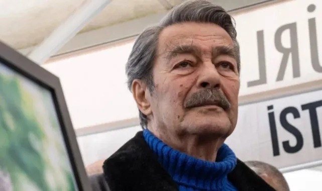 Aylardır tedavi görüyordu! Kadir İnanır&#039;dan &#039;gülümsemeli&#039; poz