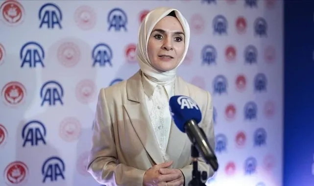 Bakan Göktaş'tan 'Aile' Diplomasisi Trafiği: İmzayı Attı