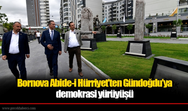 Bornova Abide-i Hürriyet’ten Gündoğdu’ya demokrasi yürüyüşü