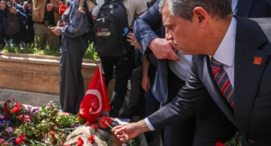 CHP lideri Özel: Deniz Gezmiş'in durduğu yerde durmaya devam ediyoruz