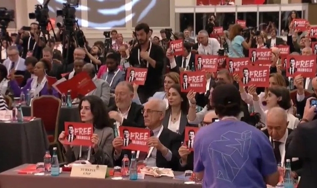 DEM Parti'den "Free İmamoğlu" açıklaması: Dövizi neden kaldırmadılar?