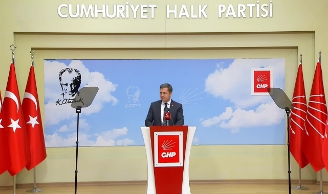 Deniz Yücel: "CHP olarak bir bayramlaşma programı yapmayı doğru bulmadık"