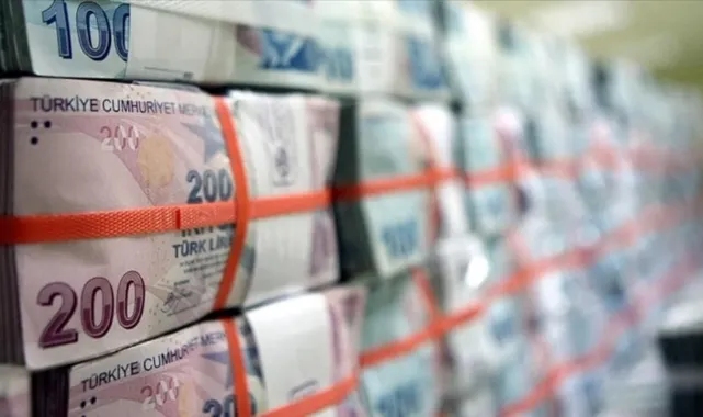 Faiz anaparayı solladı: Hazine’nin borcu rekor seviyede!