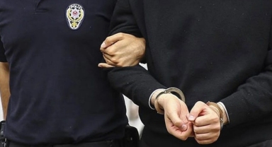 Firari hükümlü FETÖ üyesi evinde yakalandı