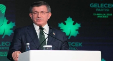 Gelecek Partisi'nden AK Parti'ye yeni transfer! Davutoğlu'ndan sert tepki geldi