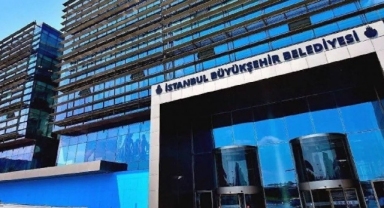 İBB'ye 3. dalga: Operasyonda gözaltına alınanlar adliyeye sevk edildi