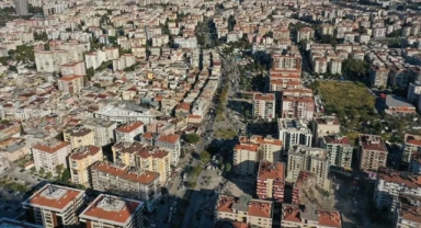 İstanbul'un 4 ilçesinde büyük tehlike! Başvurular arttı: Kolonlar artık binayı taşımıyor