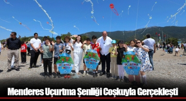 Menderes Uçurtma Şenliği Coşkuyla Gerçekleşti