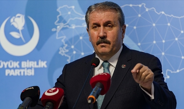 Mustafa Destici: Bu ülkede Kürt sorunu değil terör sorunu vardır, bunun da kökü kazınmıştır!