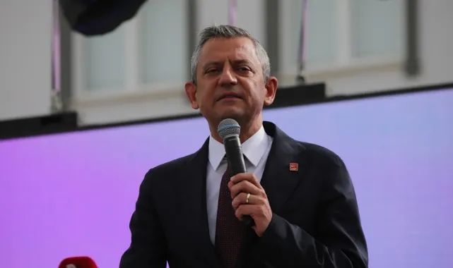 Özgür Özel'den Erdoğan'a 'Rahip Brunson ve şantaj' hatırlatması: Bir şey diyemiyor