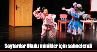 Soytarılar Okulu minikler için sahnelendi
