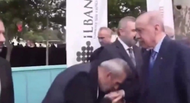 Yavuz Bingöl Erdoğan'ın elini öptü! 'Son nefesime kadar'