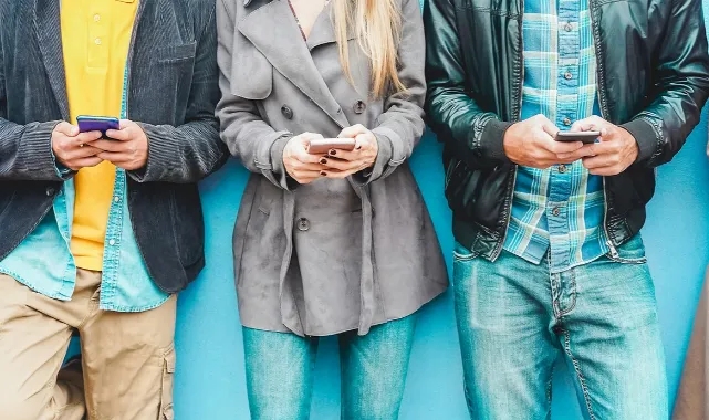 Z kuşağı telefona yanıt vermiyor, iletişim tercihleri neler?