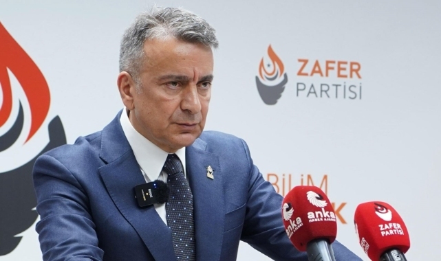 Zafer Partisi Sözcüsü Azmi Karamahmutoğlu: 'PKK'nın açıklamasının redaktörü Ömer Çelik'tir