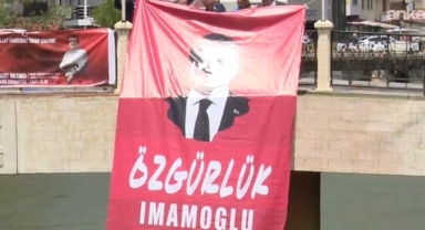 Çoruh Nehri'nin geçtiği köprüye