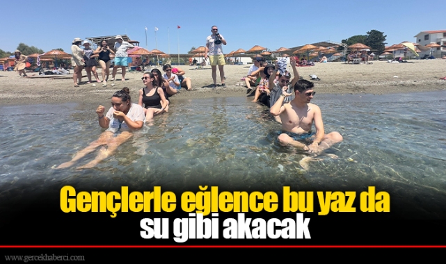 İzmir'de Gençlere Özel Yaz Eğlencesi: Denizde Su Gibi Akacak! (Ücretsiz Etkinlikler)