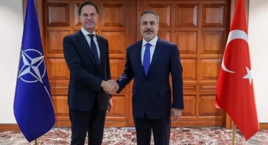 Hakan Fidan ve Mark Rutte bölgesel güvenliği görüştü