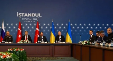 Rusya-Ukrayna heyetleri ikinci kez İstanbul'da masaya oturdu; görüşme 1 saat 10 dakika sürdü