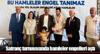 Satranç turnuvasında hamleler engelleri aştı