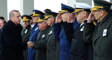 Teklif Meclis'te: Erdoğan'a TSK’da rütbe bekleme sürelerini değiştirme yetkisi gündemde