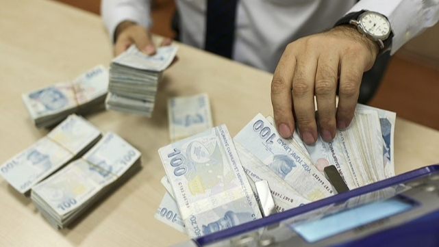 "Emekli aylıklarına blokaj" kararı TBMM gündeminde; "Bu karar sosyal devlet ilkesini hiçe sayıyor"