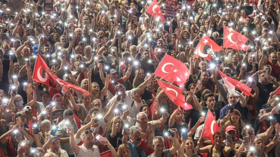 CHP mitingine katılan TİP yöneticilerine gözaltı