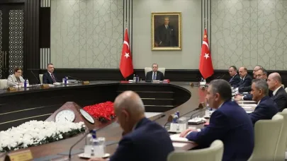 Kabinedeki son durumu değerlendirdi: 'Erdoğan onu hiçbir şekilde bırakmaz' dedi!