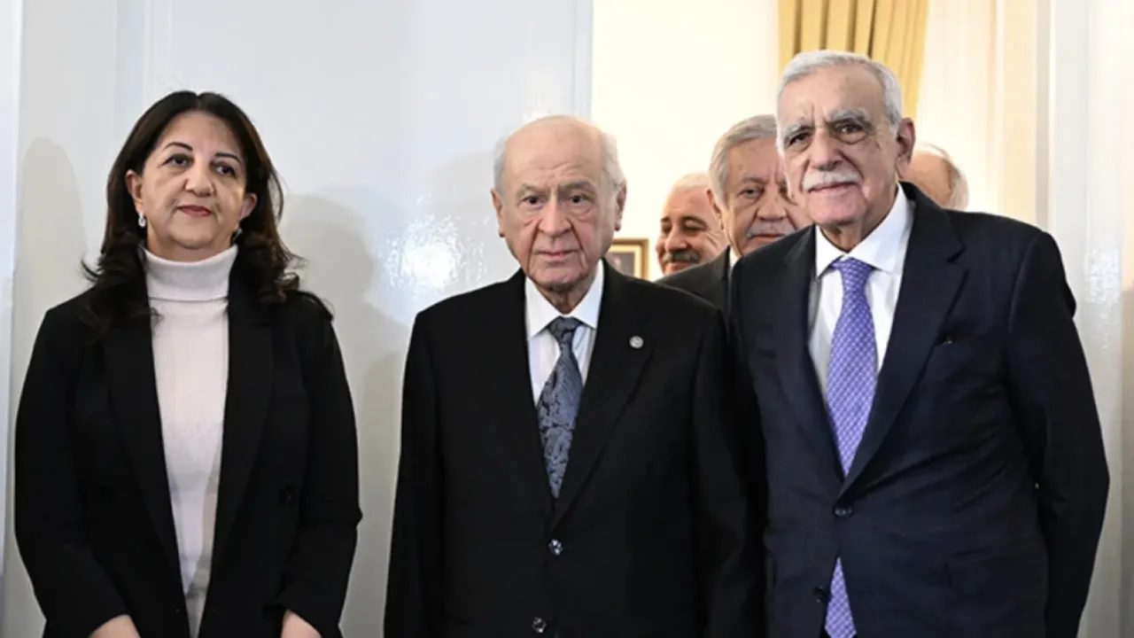 Terörist Cemil Bayık'tan Türkiye'ye yönelik tehdit gibi sözler! 'Bu adımlar atılmazsa...'